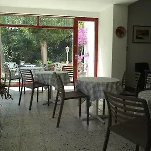 hostal-cruz.topcostabravahotels.com/